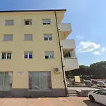 Apartment Elena