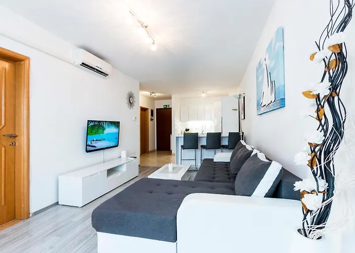 Apartment Elena